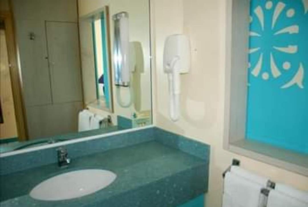 Studio Dans Residence Hoteliere Aux 3Ilets Pointe Du Bout Residence La Marina Carayou Les Trois-Ilets Exterior photo